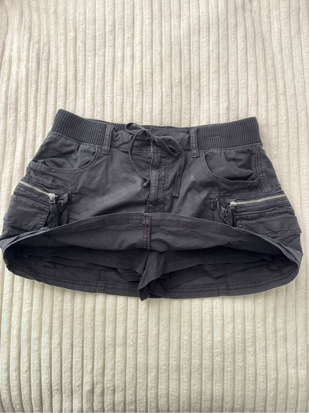 American Eagle Black Cargo Skort - Women - Picture 4 of 5